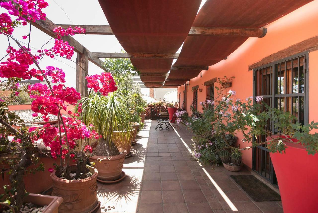 Casa Isotta Bed & Breakfast Quartu Sant'Elena Exterior photo